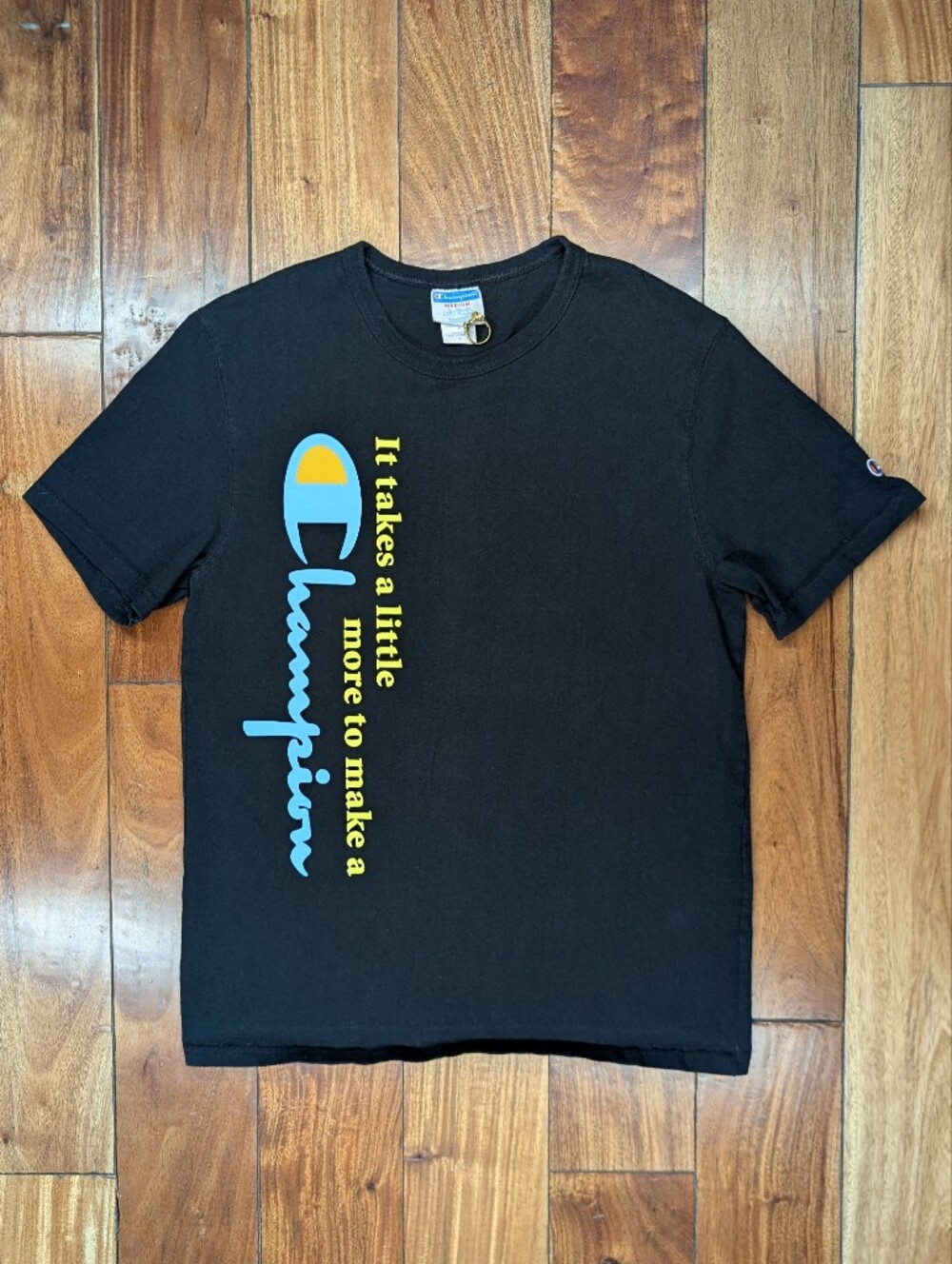 Champion Vintage Graphic T-shirt (M)